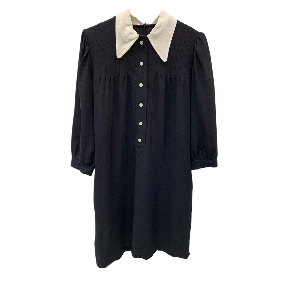 MIU MIU Женское черное платье с коротким рукавом
MIU MIU Женское черное платье с коротким рукавом