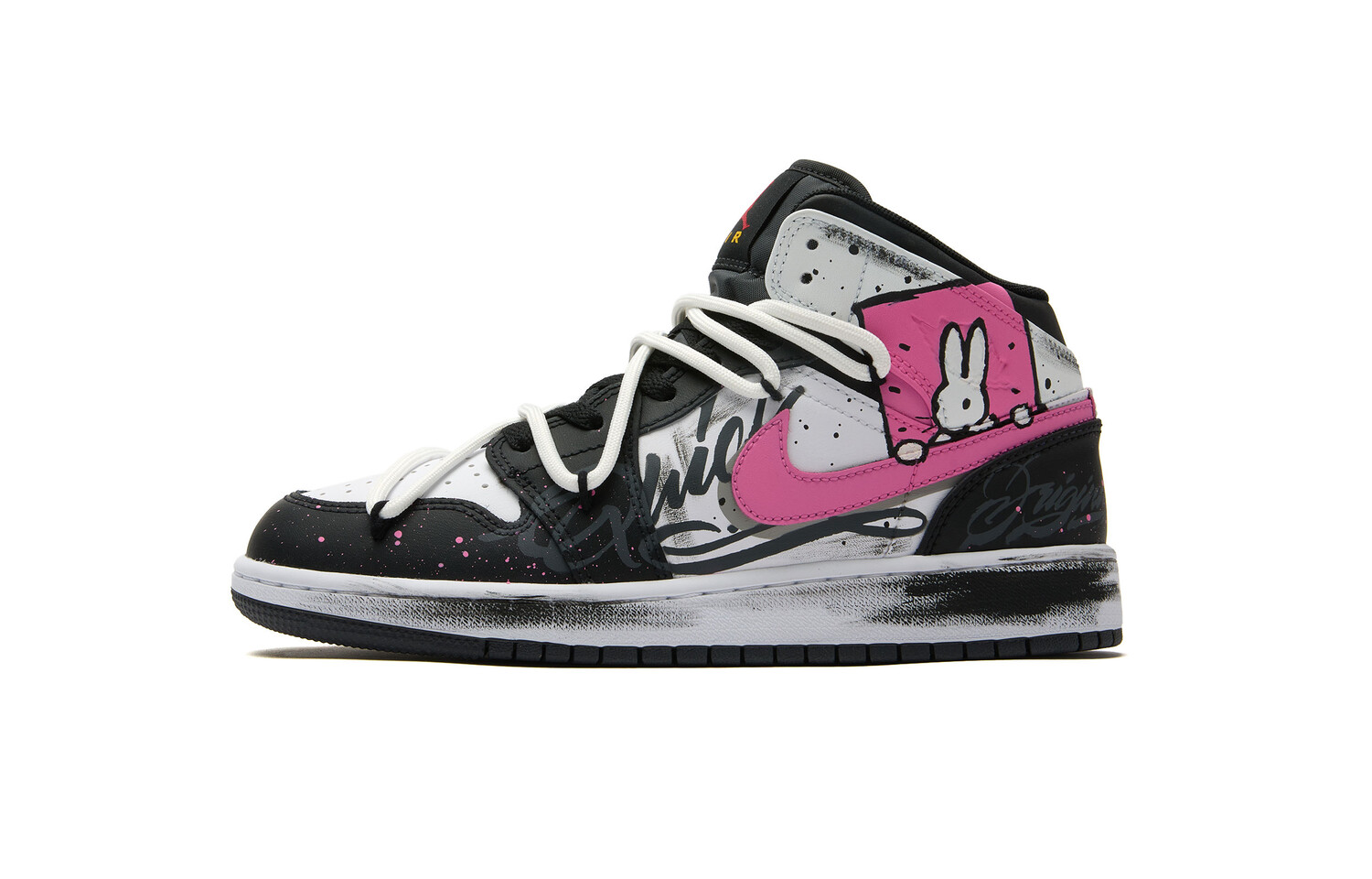 Кроссовки Air Jordan 1 Vintage Basketball Shoes Women's High-top Black/white/pink, черный
Кроссовки Air Jordan 1 Vintage Basketball Shoes Women's High-top Black/white/pink, черный
