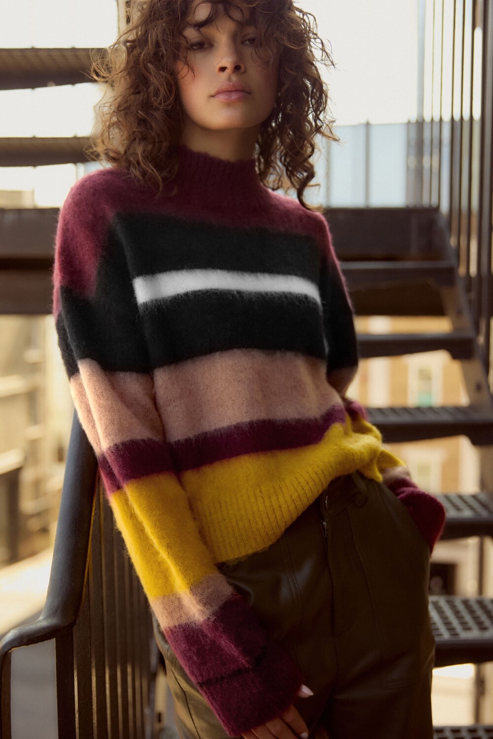 Мягкий на ощупь трикотажный джемпер с начесом Next, бордовый
Мягкий на ощупь трикотажный джемпер с начесом Next, бордовый