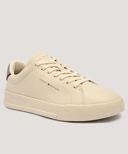 Кожаные кроссовки Tommy Hilfiger, бежевый 
Кожаные кроссовки Tommy Hilfiger, бежевый