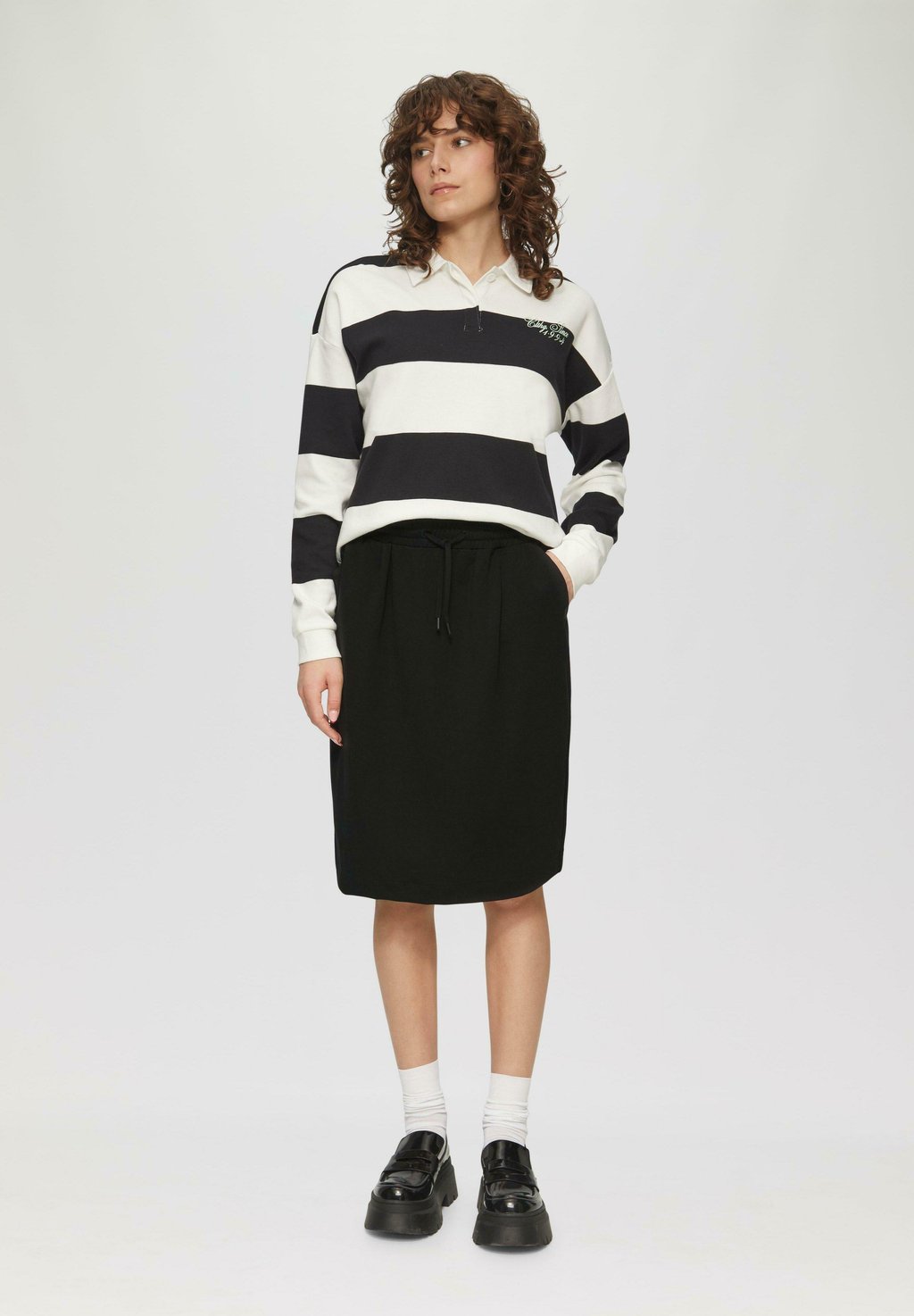 Юбка-карандаш AUS ELASTISCHEM INTERLOCK QS, черный
Юбка-карандаш AUS ELASTISCHEM INTERLOCK QS, черный