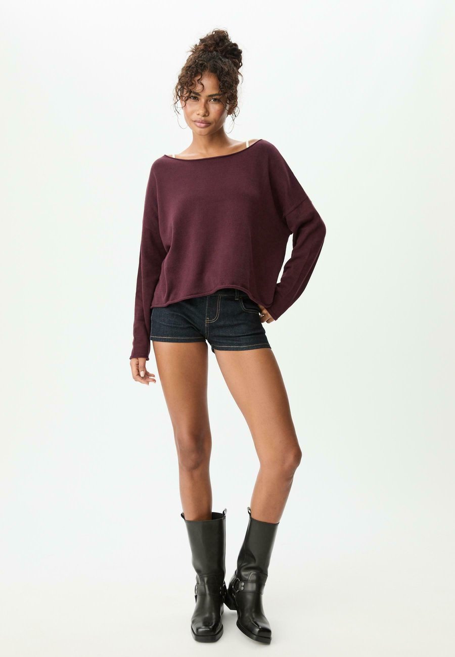 Джемпер Stradivarius Jumper, Dark Red
Джемпер Stradivarius Jumper, Dark Red