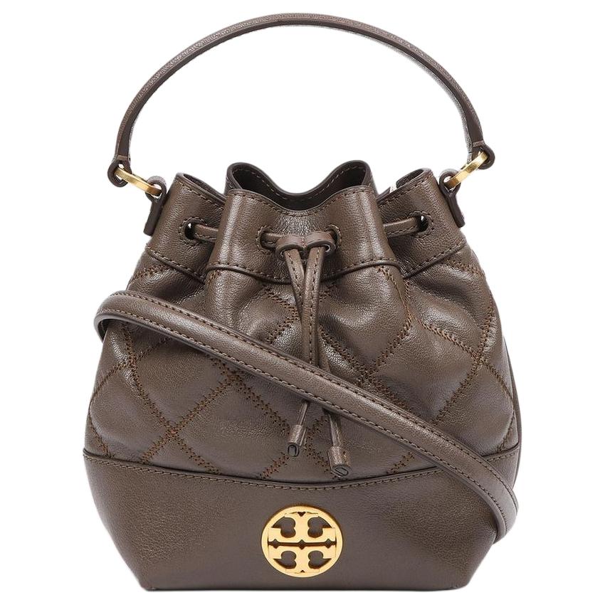 Сумка TB Willa кожаная мини квадратная с клапаном, через плечо, кроссбоди, мини женская gray TORY BURCH
Сумка TB Willa кожаная мини квадратная с клапаном, через плечо, кроссбоди, мини женская gray TORY BURCH