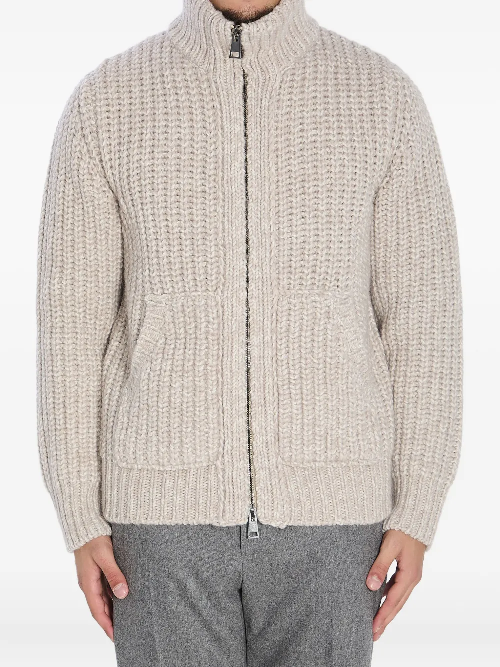 Кардиган на молнии в рубчик Roberto Collina, нейтральный
Кардиган на молнии в рубчик Roberto Collina, нейтральный