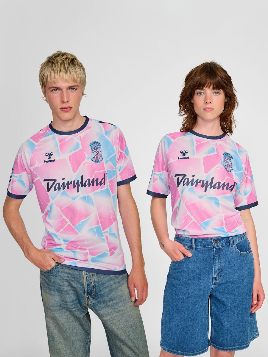 Футболка F Madison Adult HUMMEL
Футболка F Madison Adult HUMMEL