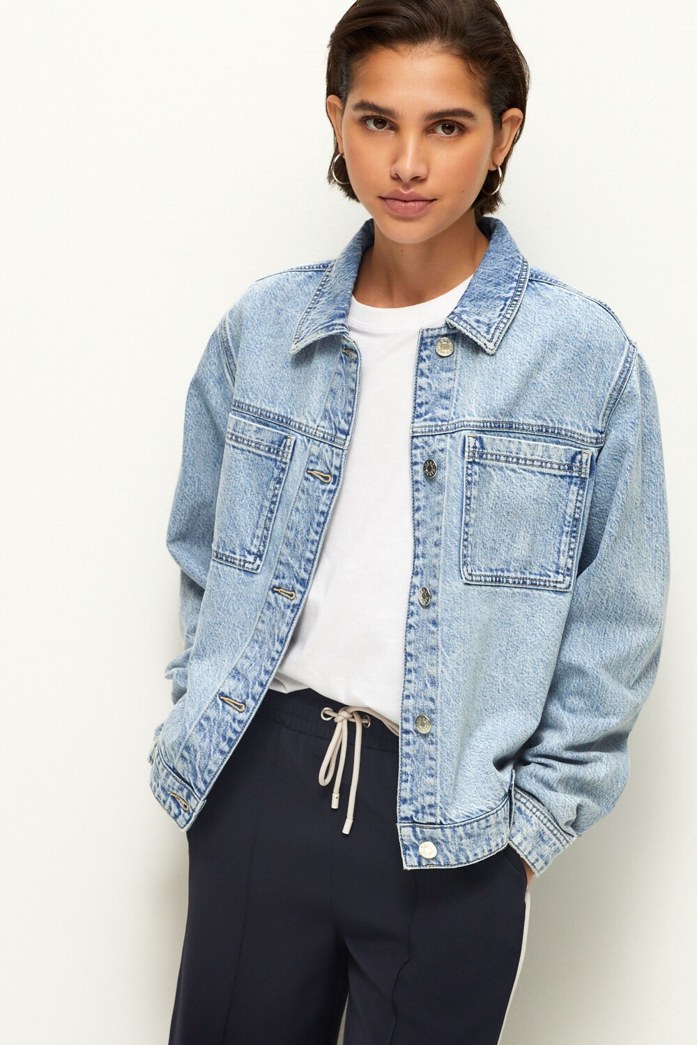 Джинсовая куртка с накладными карманами Next, синий
Джинсовая куртка с накладными карманами Next, синий