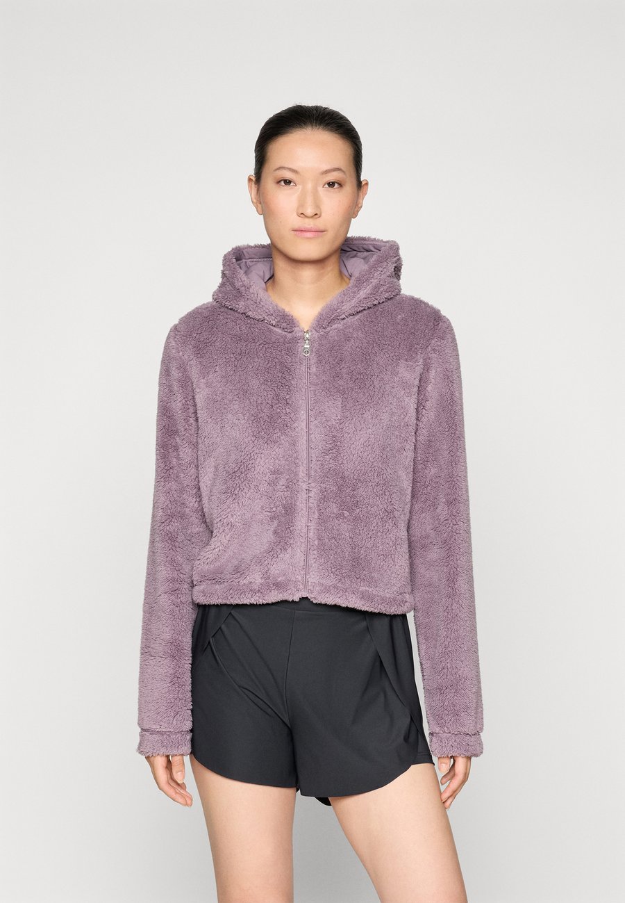 Флисовая куртка ONLY Play ONPCAS-FLUF HOOD SHORT , Gray Ridge/Dark Grey
Флисовая куртка ONLY Play ONPCAS-FLUF HOOD SHORT , Gray Ridge/Dark Grey