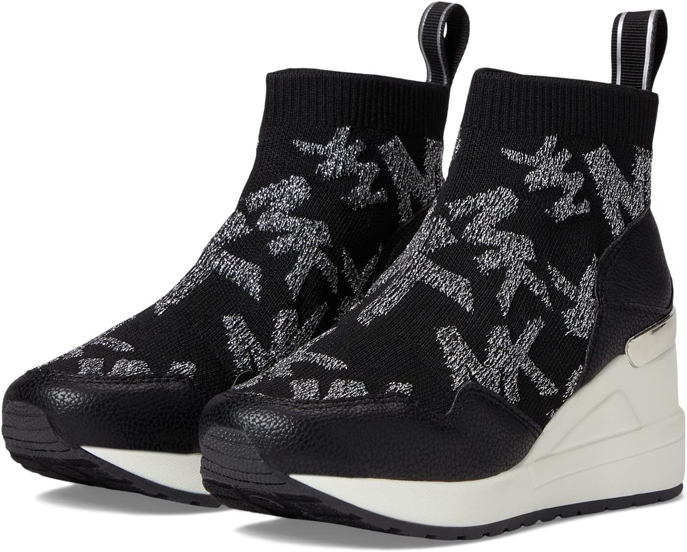 Кроссовки Michael Kors Neo Osker, цвет Black/Silver
Кроссовки Michael Kors Neo Osker, цвет Black/Silver