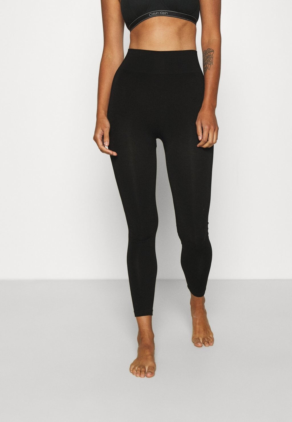 Леггинсы MAGIC Bodyfashion, черный
Леггинсы MAGIC Bodyfashion, черный