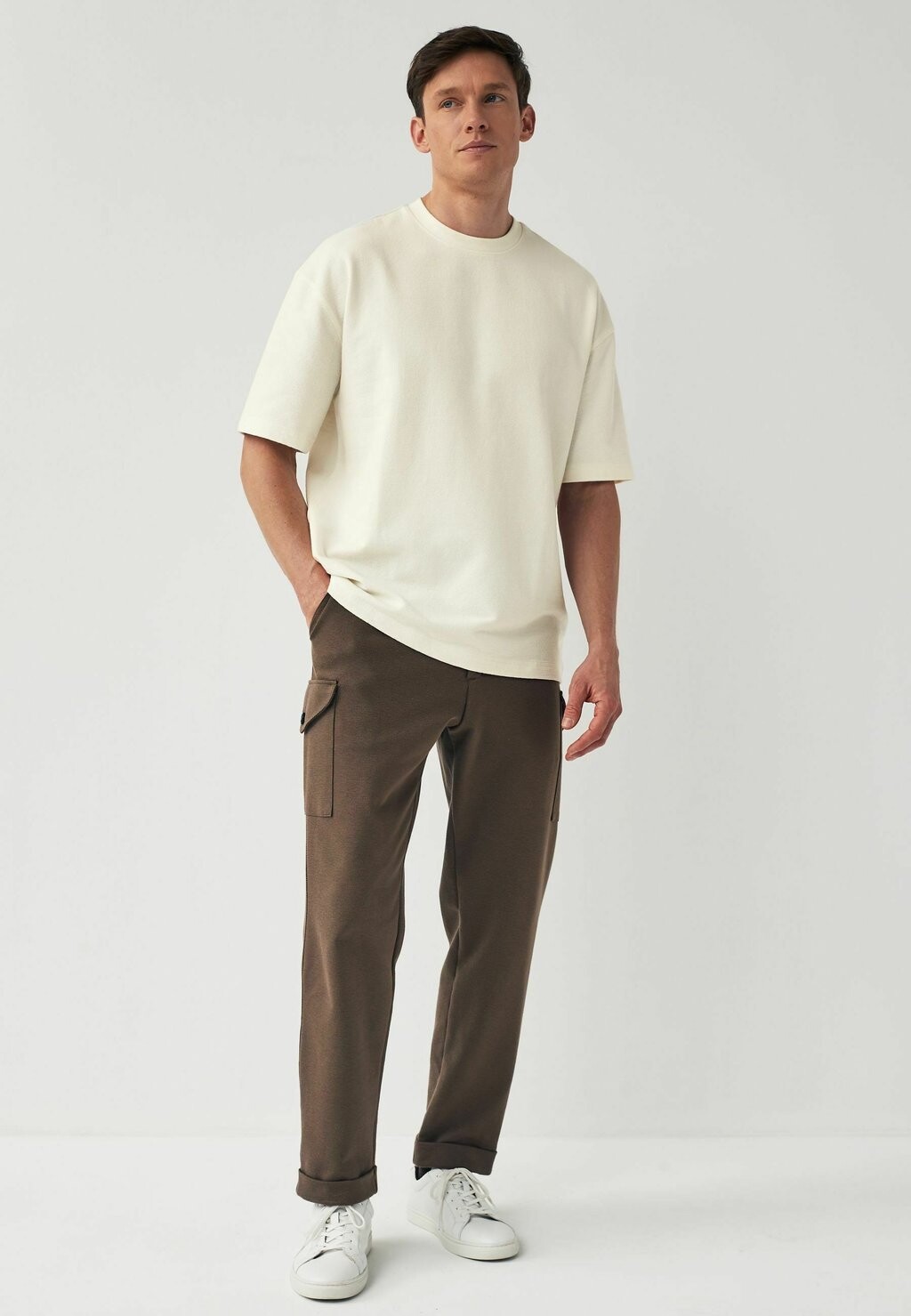 Базовая футболка RELAX FIT Next, белый
Базовая футболка RELAX FIT Next, белый