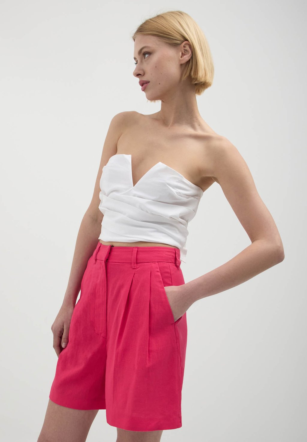 Шорты BERMUDA Calliope, фуксия
Шорты BERMUDA Calliope, фуксия