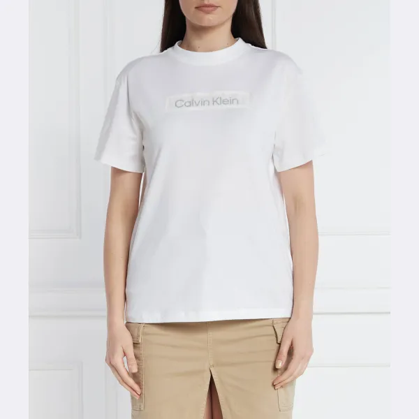 Футболка стандартного кроя Calvin Klein, белый
Футболка стандартного кроя Calvin Klein, белый