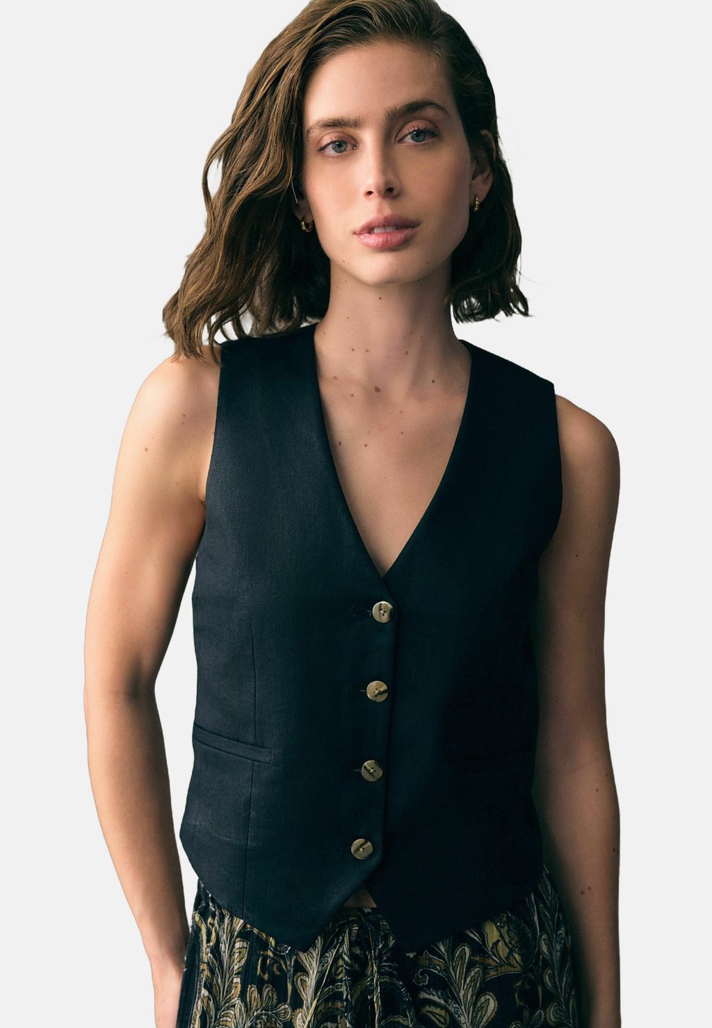 Топ без рукавов REGULAR FIT Next, черный
Топ без рукавов REGULAR FIT Next, черный