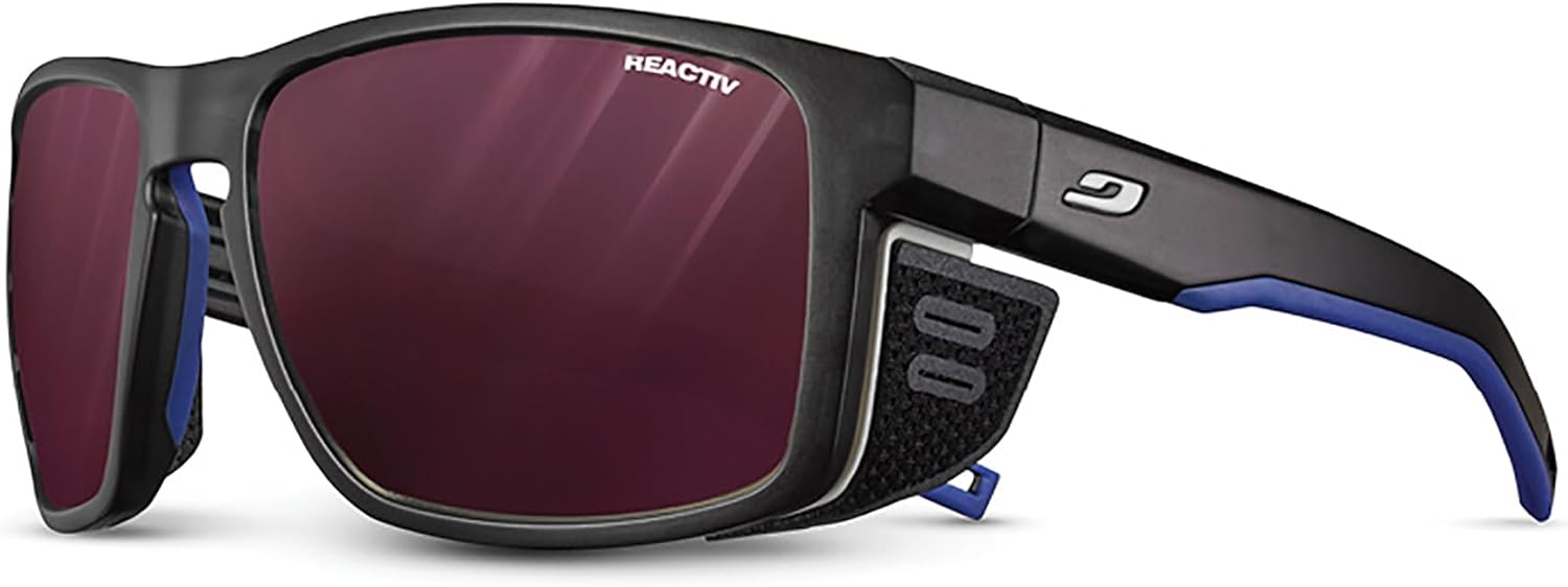 Очки Julbo Shield Glacier, унисекс, съемные боковые щитки, защита от УФ 100%, Translucent Black/Blue/White, линзы Transparent/Rose W/Silver Mirror (Reactiv 0-4 High Contrast)
Очки Julbo Shield Glacier, унисекс, съемные боковые щитки, защита от УФ 100%, Translucent Black/Blue/White, линзы Transparent/Rose W/Silver Mirror (Reactiv 0-4 High Contrast)