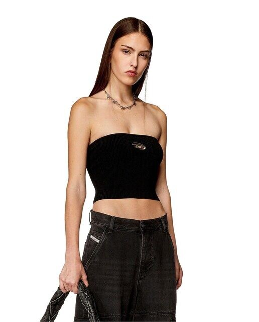 Женский короткий топ без рукавов с металлизированным логотипом Diesel, черный
Женский короткий топ без рукавов с металлизированным логотипом Diesel, черный