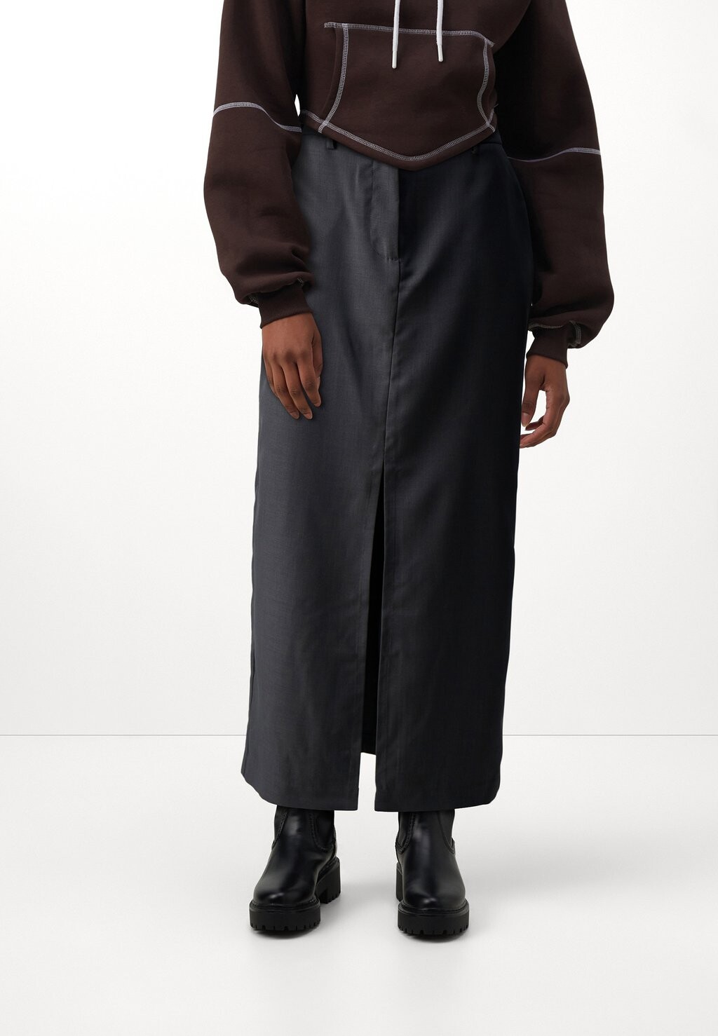 Юбка длинная ONLLEALYS SKIRT ONLY, вереск серый
Юбка длинная ONLLEALYS SKIRT ONLY, вереск серый