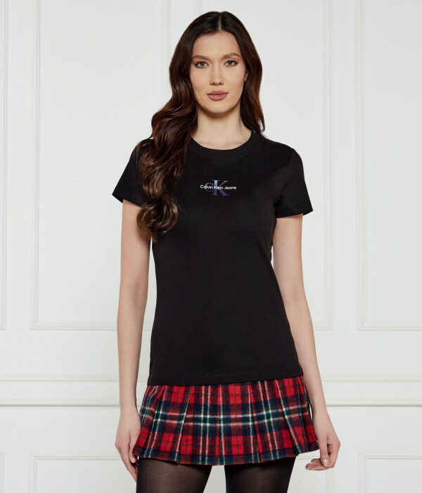 Футболка женская Calvin Klein Jeans Slim Fit, черный
Футболка женская Calvin Klein Jeans Slim Fit, черный
