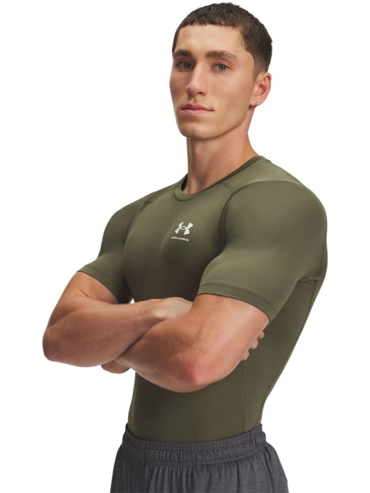 Спортивная футболка "Heatgear Armor Comp T-Shirt" зеленого цвета Under Armour
Спортивная футболка "Heatgear Armor Comp T-Shirt" зеленого цвета Under Armour