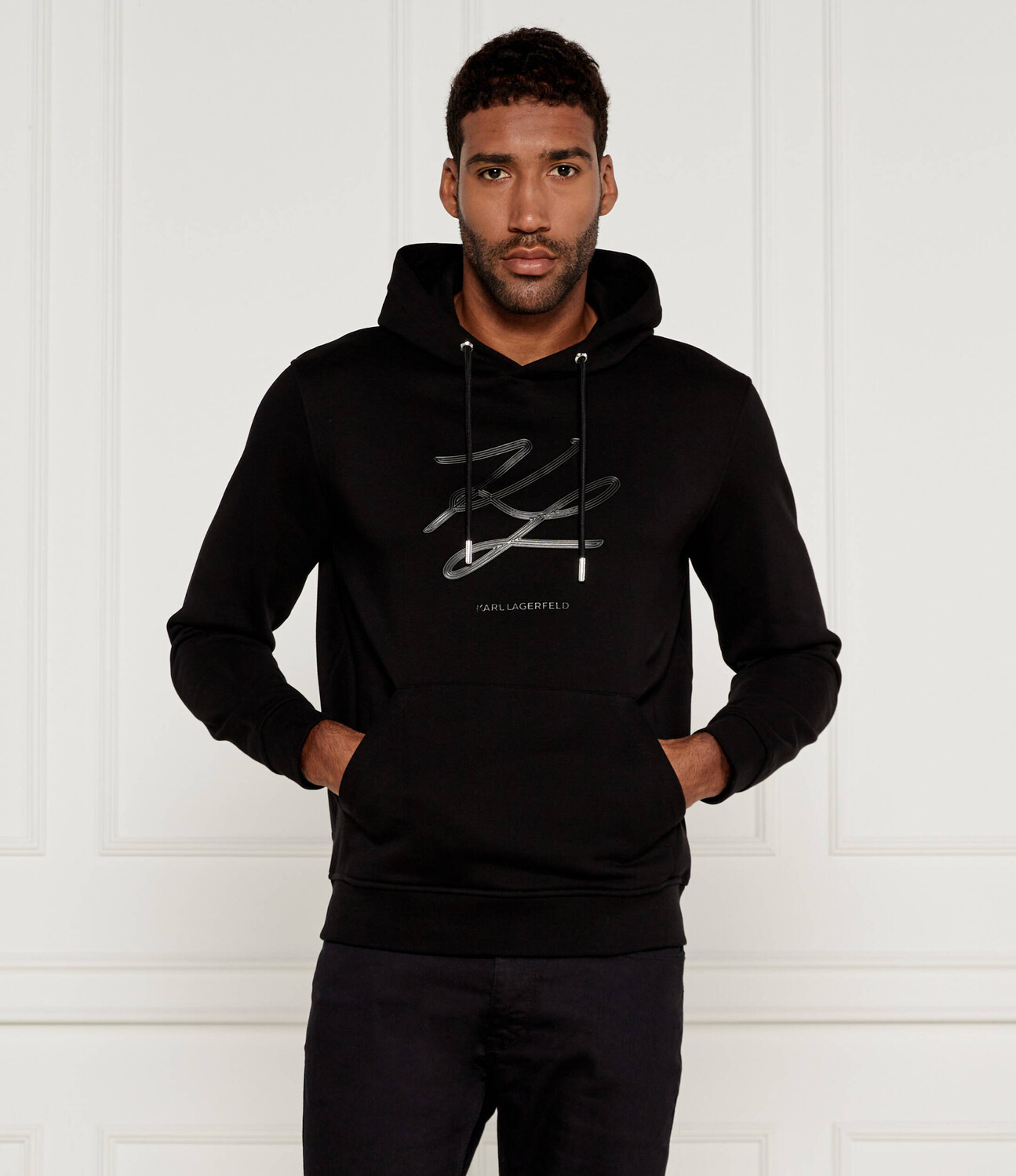 Толстовка Karl Lagerfeld Regular Fit, черный
Толстовка Karl Lagerfeld Regular Fit, черный