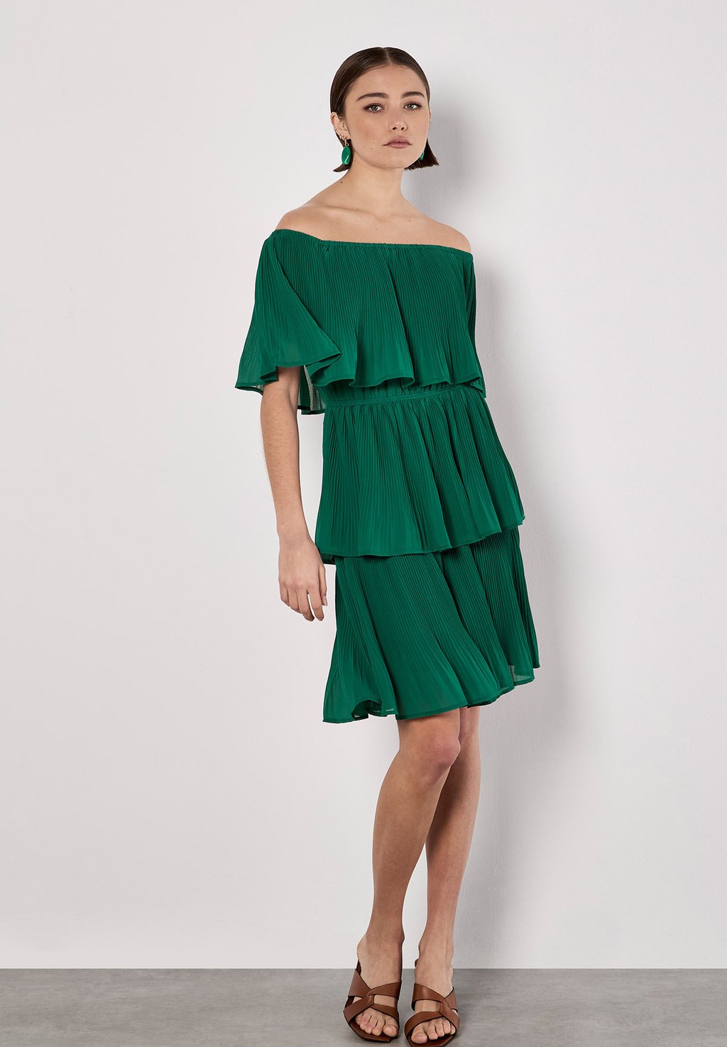 Коктейльное/вечернее платье PLISSE LAYERED BARDOT MINI Apricot, зеленый
Коктейльное/вечернее платье PLISSE LAYERED BARDOT MINI Apricot, зеленый