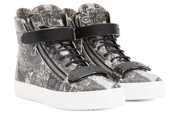 Пижамовый принт Высокие кеды Giuseppe Zanotti
Пижамовый принт Высокие кеды Giuseppe Zanotti