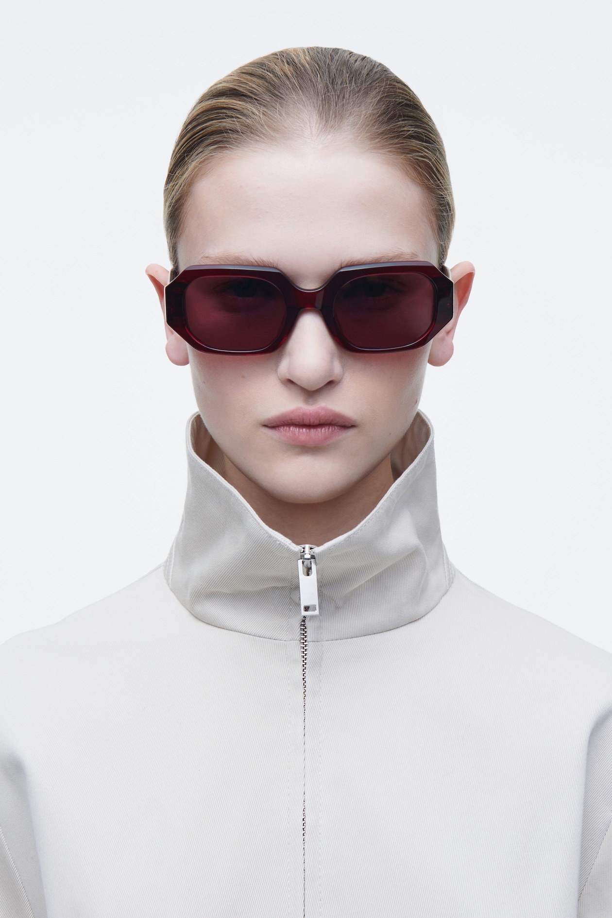 Прямоугольные солнцезащитные очки " парень” COS x LINDA FARROW, цвет Wiśniowy/Czerwonobrązowy
Прямоугольные солнцезащитные очки " парень” COS x LINDA FARROW, цвет Wiśniowy/Czerwonobrązowy