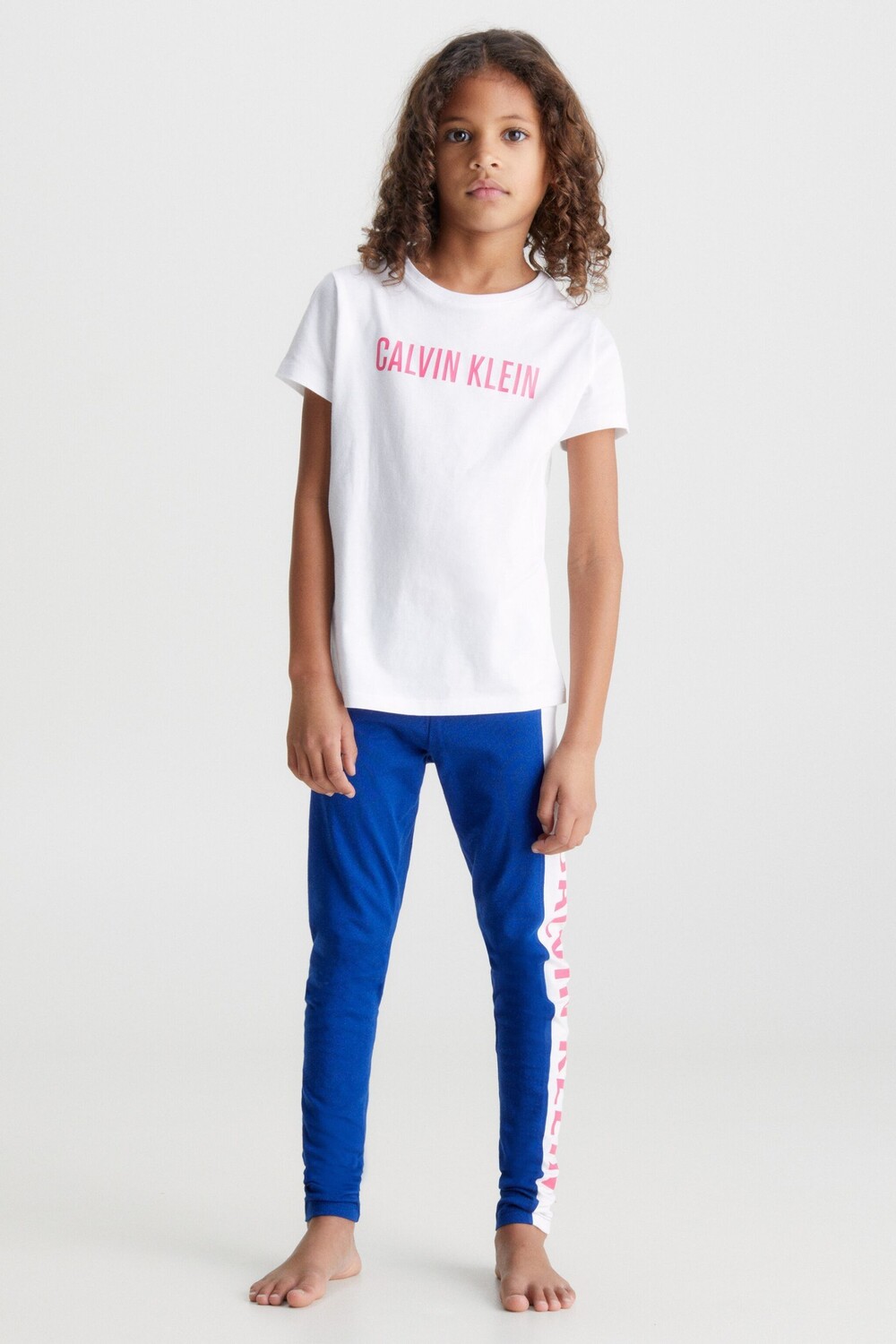 Белая вязаная пижама для девочек Calvin Klein, белый
Белая вязаная пижама для девочек Calvin Klein, белый