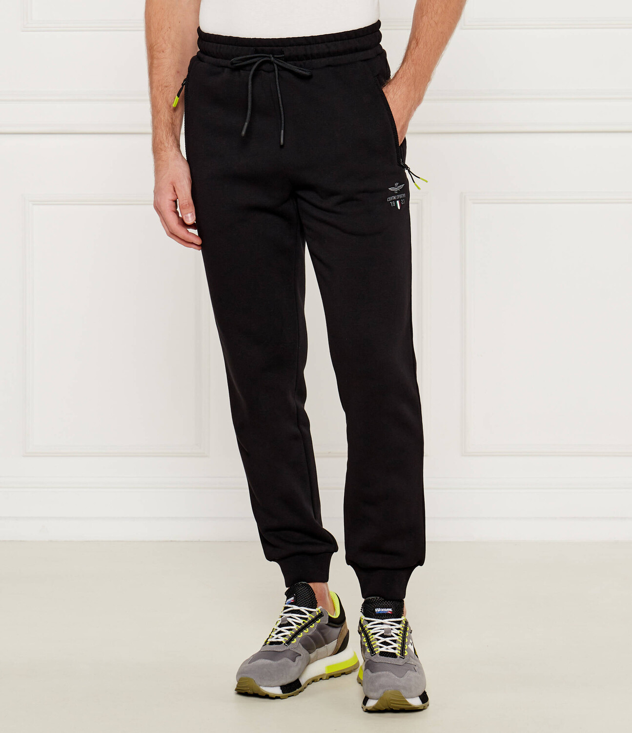 Спортивные брюки Aeronautica Militare Regular Fit, черный
Спортивные брюки Aeronautica Militare Regular Fit, черный