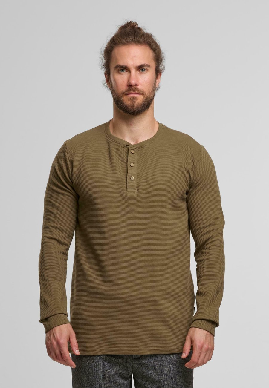 Топ INDICODE JEANS ERIKOS, Dark Olive/Khaki
Топ INDICODE JEANS ERIKOS, Dark Olive/Khaki