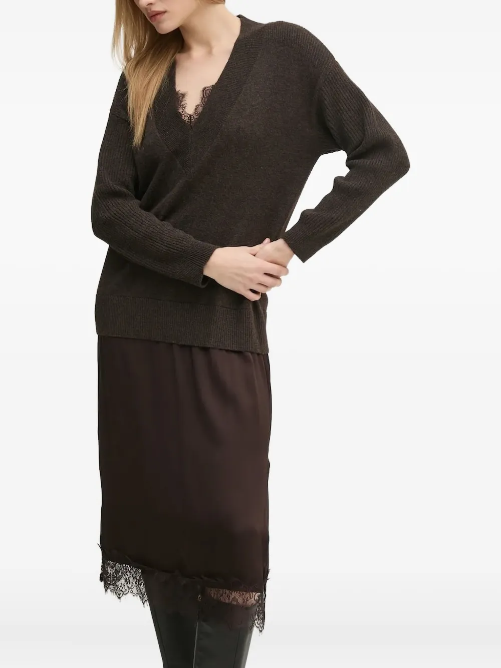 Трикотажное платье с кружевной отделкой Pedro Del Hierro, черный
Трикотажное платье с кружевной отделкой Pedro Del Hierro, черный