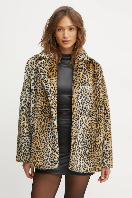 Пальто VENTO Bardot, бежевый
Пальто VENTO Bardot, бежевый