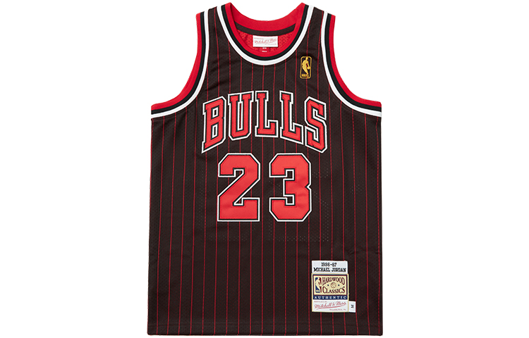 Детская футболка Mitchell Ness, черный
Детская футболка Mitchell Ness, черный