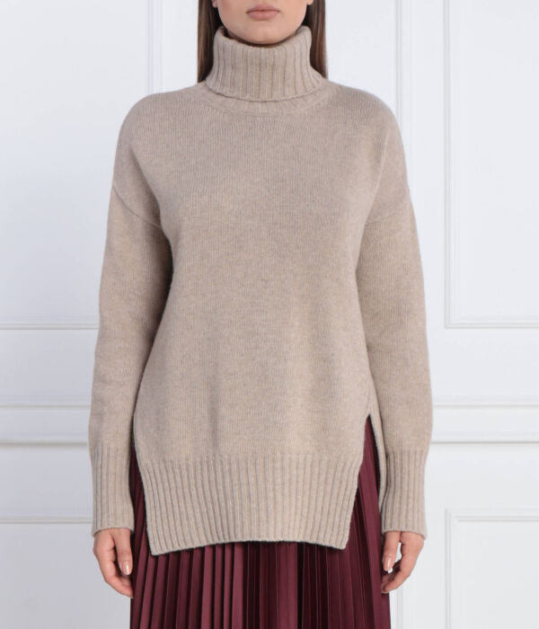 Свитер женский Marella Sport с разрезами, бежевый
Свитер женский Marella Sport с разрезами, бежевый