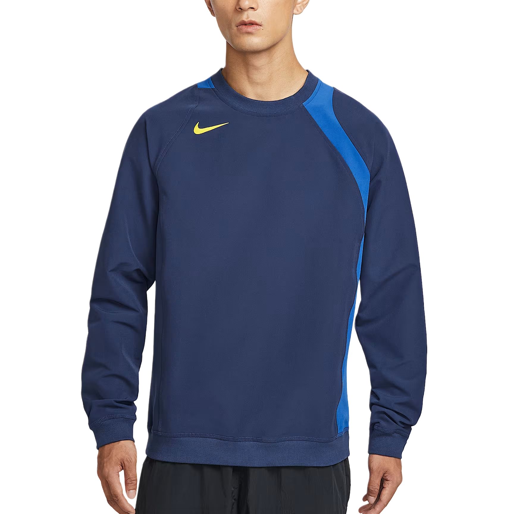 Total 90 Men's Repel Soccer Crew Neck Top Nike, синий
Total 90 Men's Repel Soccer Crew Neck Top Nike, синий
