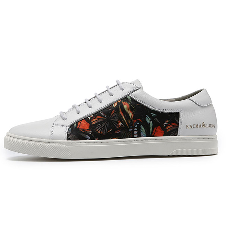 Низкие скейтерские кроссовки мужские белые YEDANI
Низкие скейтерские кроссовки мужские белые YEDANI