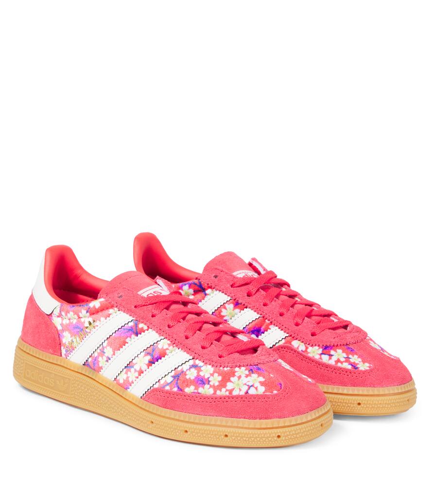 Кроссовки Handball Spezial с цветочным принтом и отделкой из замши Adidas Originals Kids, Supplier Colour/Off White/Red
Кроссовки Handball Spezial с цветочным принтом и отделкой из замши Adidas Originals Kids, Supplier Colour/Off White/Red
