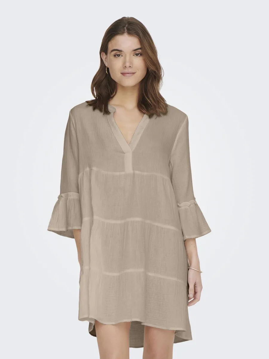 Платье-туника ONLY "ONLTHYRA PEPLON DRESS NOOS WVN", с воланом в стиле туники, цвет O X Ford Tan
Платье-туника ONLY "ONLTHYRA PEPLON DRESS NOOS WVN", с воланом в стиле туники, цвет O X Ford Tan