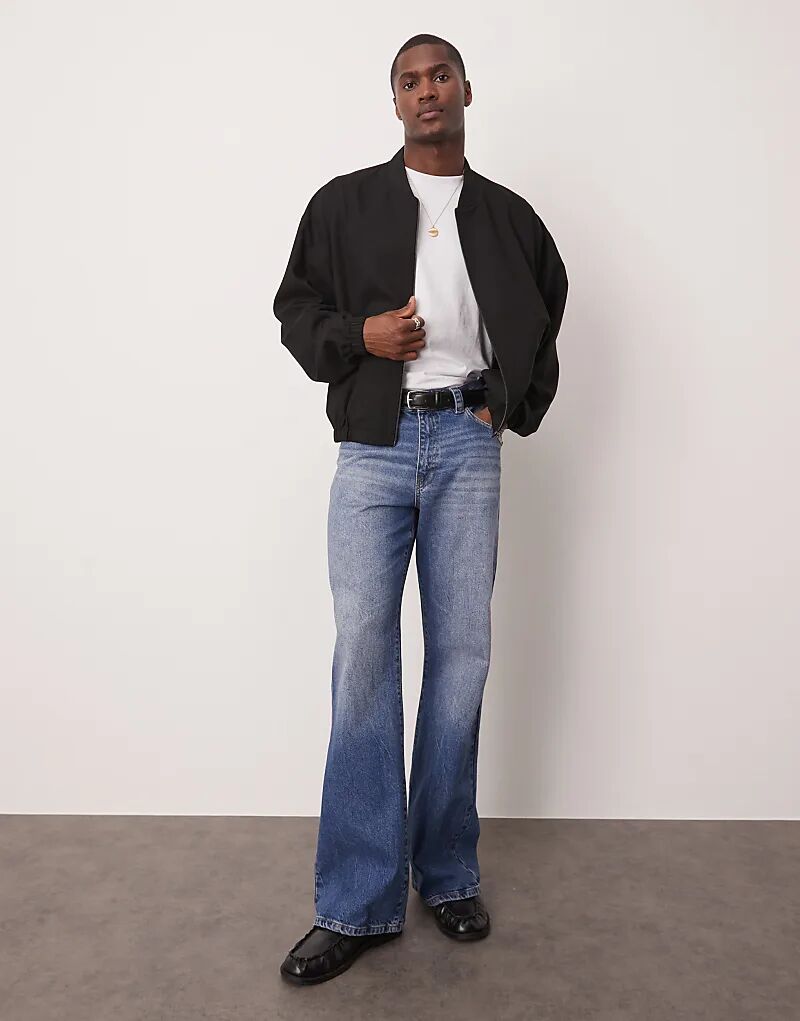 Джинсы ASOS DESIGN с широкими бретелями и оттенком светло-голубого цвета
Джинсы ASOS DESIGN с широкими бретелями и оттенком светло-голубого цвета