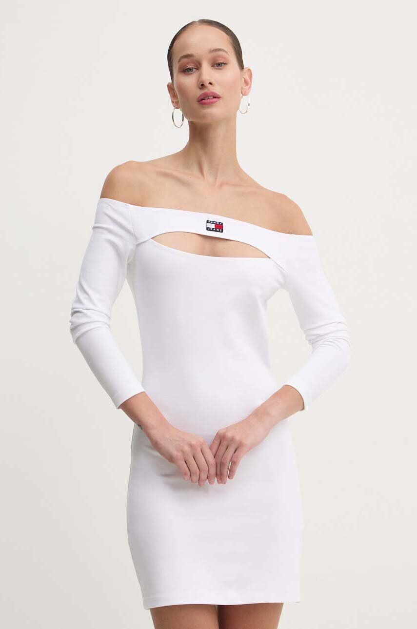 Платье Tommy Jeans, белый
Платье Tommy Jeans, белый