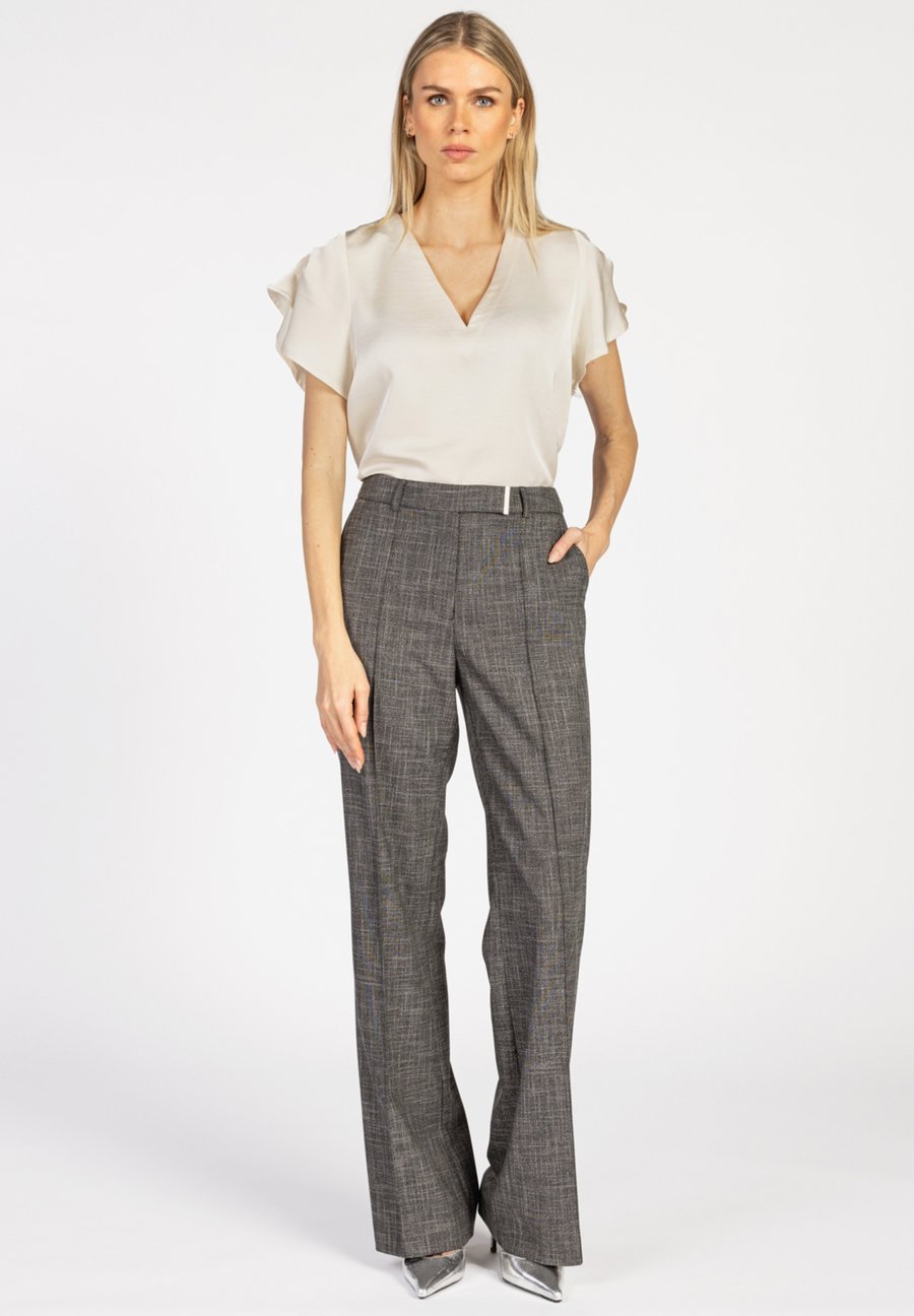 Брюки Aaiko CHANTALLE VIS, Black
Брюки Aaiko CHANTALLE VIS, Black