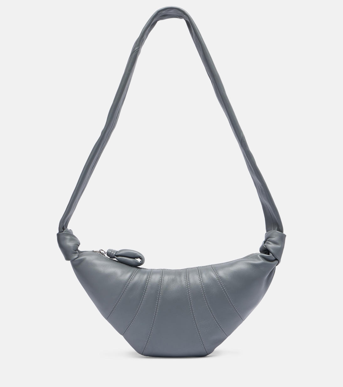 Маленькая кожаная сумка-кроссовер Croissant Small Lemaire, Smoked Pearl
Маленькая кожаная сумка-кроссовер Croissant Small Lemaire, Smoked Pearl