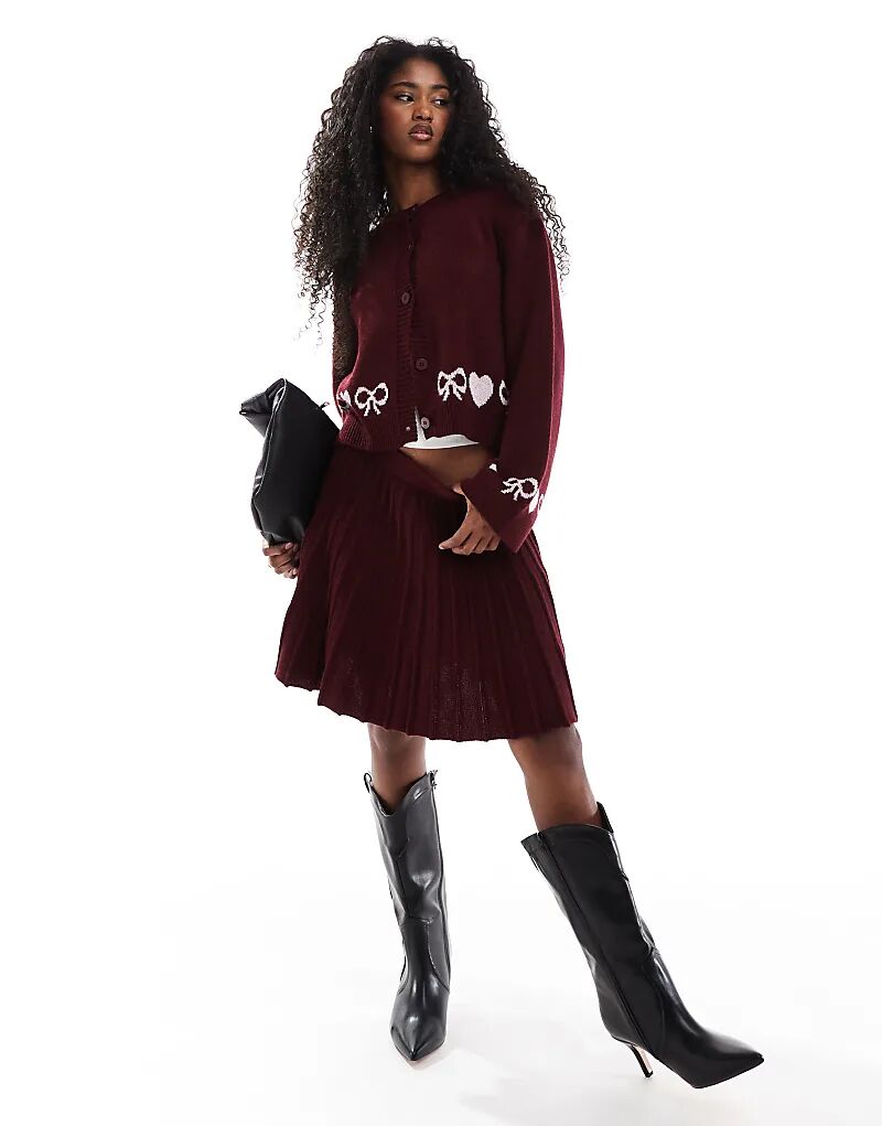 Юбка-плиссировка Miss Selfridge, трикотажная, бордового цвета
Юбка-плиссировка Miss Selfridge, трикотажная, бордового цвета