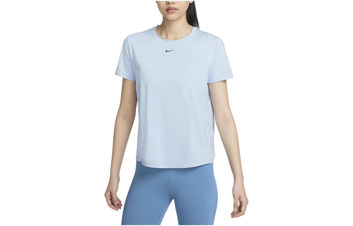 Футболка женская светло-голубая Nike
Футболка женская светло-голубая Nike