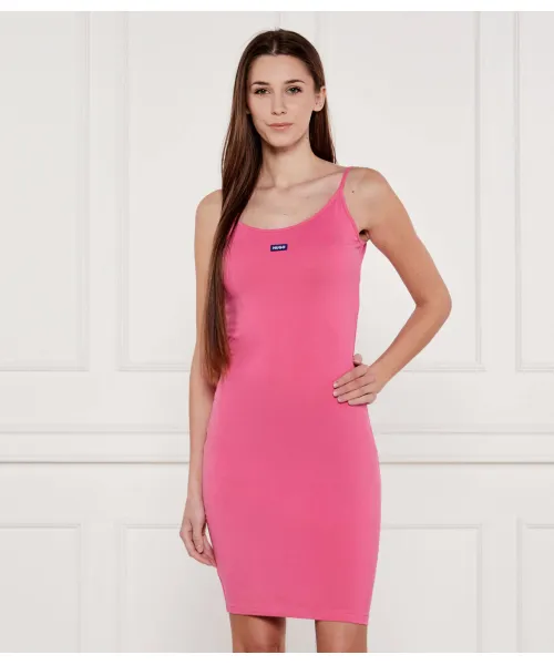 Платье narya_b Hugo Blue, розовый
Платье narya_b Hugo Blue, розовый