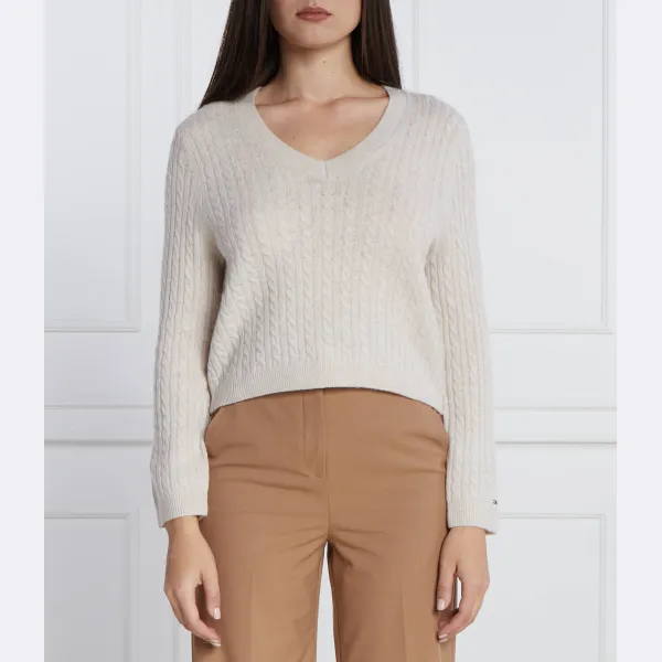 Мягкий шерстяной свитер обычного кроя Tommy Hilfiger, бежевый
Мягкий шерстяной свитер обычного кроя Tommy Hilfiger, бежевый