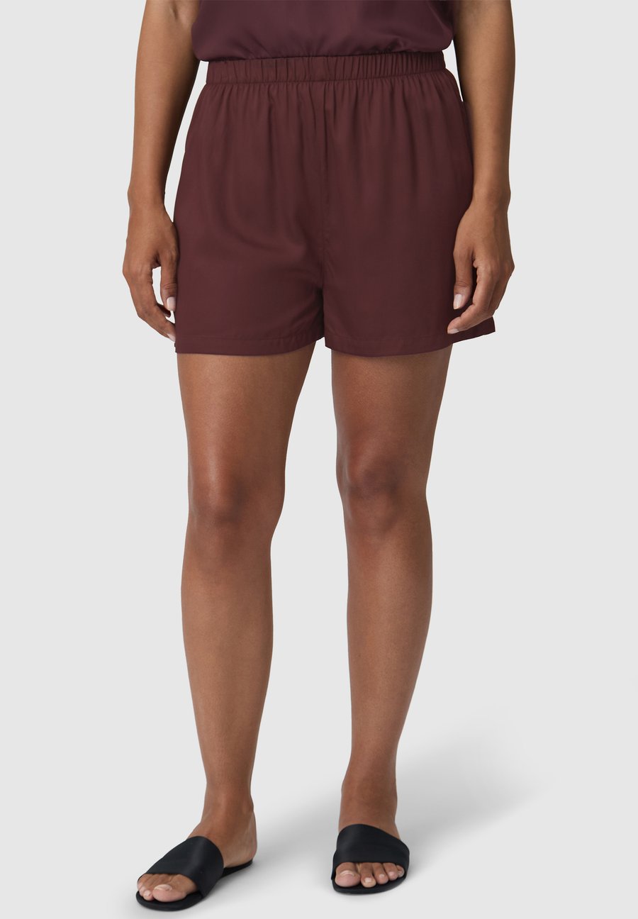 Шорты Les Lunes BLOOM SLEEP SHINY, Bitter Chocolate/Dark Brown
Шорты Les Lunes BLOOM SLEEP SHINY, Bitter Chocolate/Dark Brown