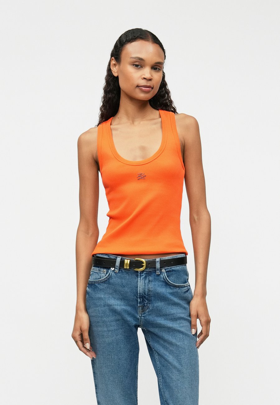 Топ KARL LAGERFELD TANK, Tangerine Tango/Orange
Топ KARL LAGERFELD TANK, Tangerine Tango/Orange