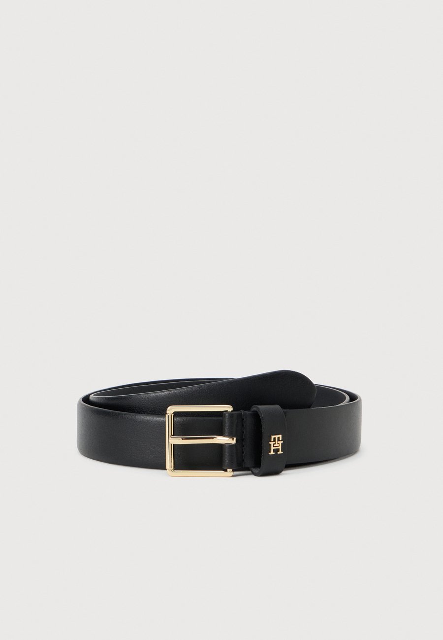 Ремень Tommy Hilfiger SQUARE 3, Black
Ремень Tommy Hilfiger SQUARE 3, Black