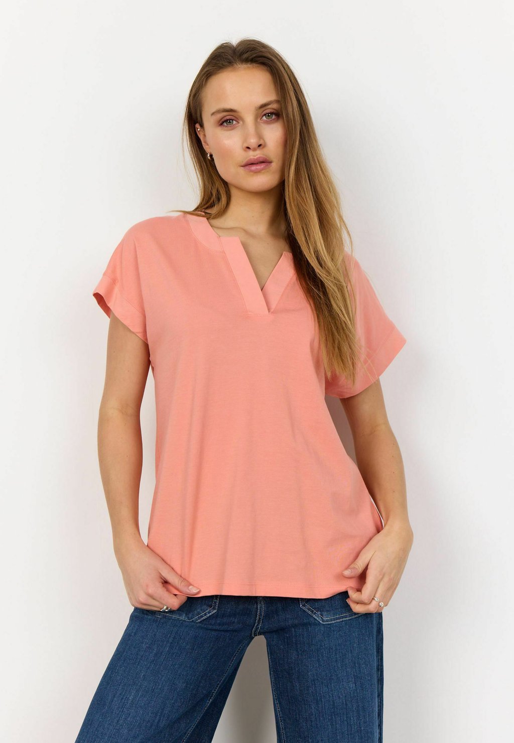 Базовая футболка SC-DERBY 27 Soyaconcept, фуксия
Базовая футболка SC-DERBY 27 Soyaconcept, фуксия