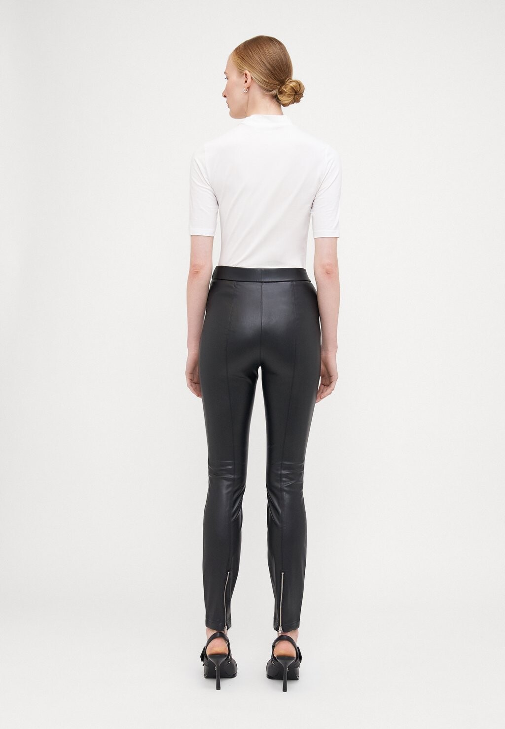 Брюки Even&Odd Tall, черный
Брюки Even&Odd Tall, черный